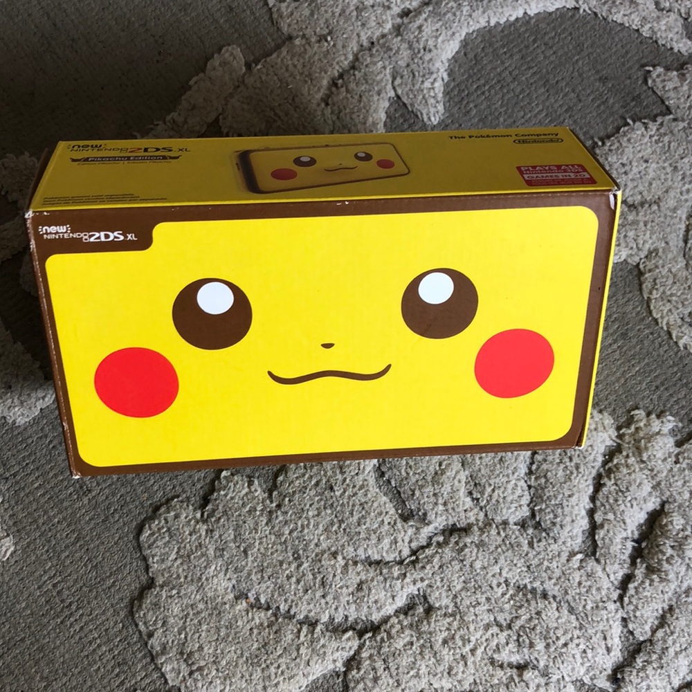 Nintendo 2DS xl PIKACHU EDITION